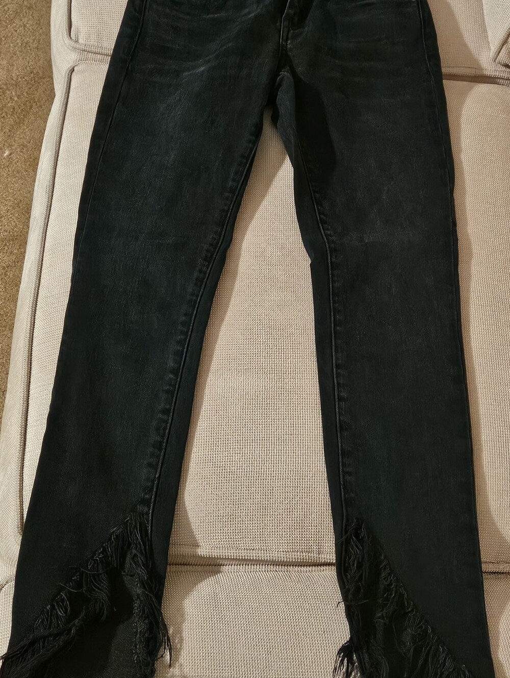 Blank NYC The Bond High Rise Skinny Jeans Fray Asymmetric V Cut Hem Black Size 2